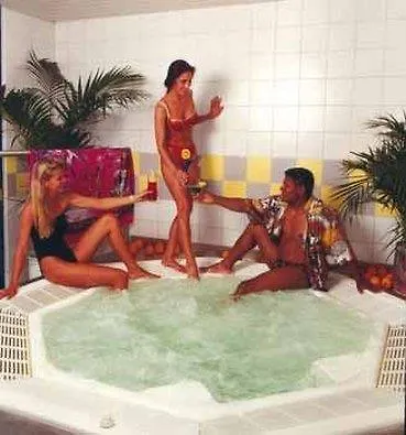 Transmar Travel Hotel Биндлах